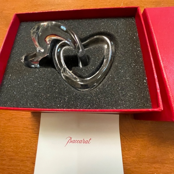 Baccarat Entwined Hearts - Picture 3 of 5